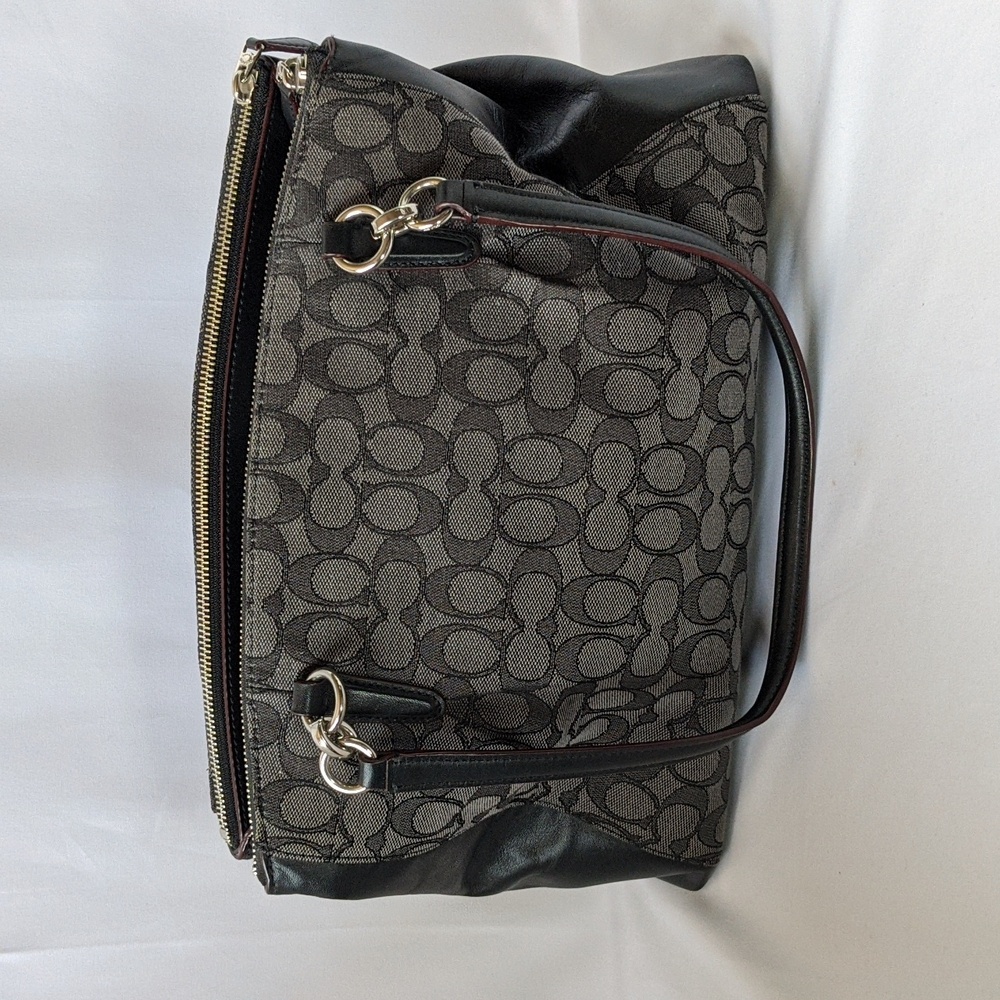 Coach Black and Gray Shoulder Bag - Picture 5 of 10